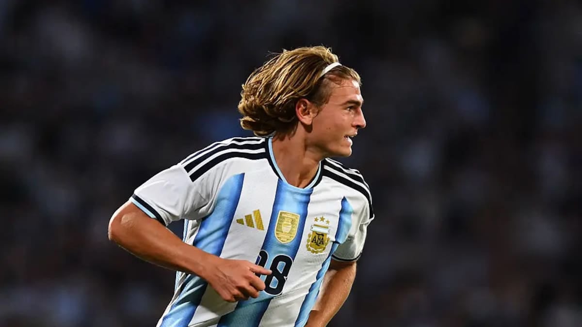 Argentina le mete dos a Bolivia en Córdoba y ya empieza a pasar la página del Mundial