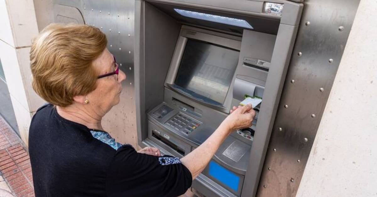 Jubilaciones de octubre: la mínima se ubicará en 505.748,51 pesos con el refuerzo incluido