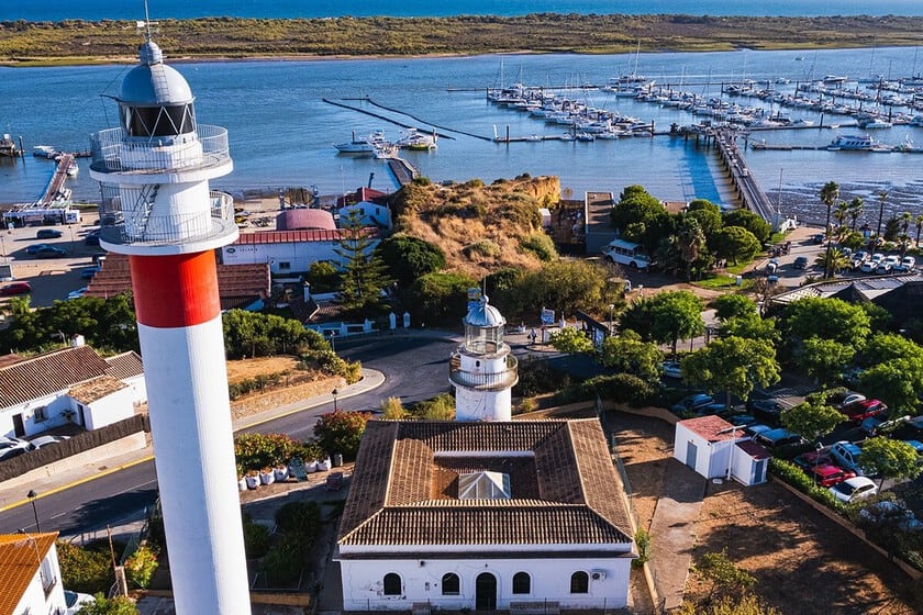 El Rompido: coquinas al sol y dunas que se mueven con el viento en la costa de Huelva
