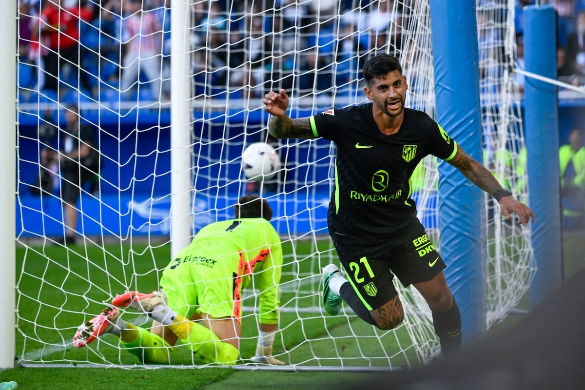 Cristian Romero, del inglés al corazón del área: gol agónico en Mendizorroza para un Atlético que sigue de escolta