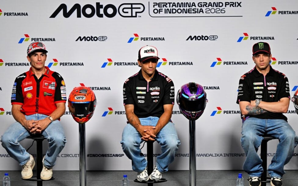 Un 1-2-3-4 que no alcanza: Aprilia ya piensa en jugarse todo por Martín para arrebatarle el título a Márquez