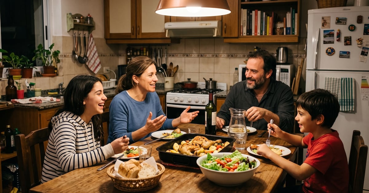 La mesa familiar como herramienta nutricional, según un nuevo consenso pediátrico argentino