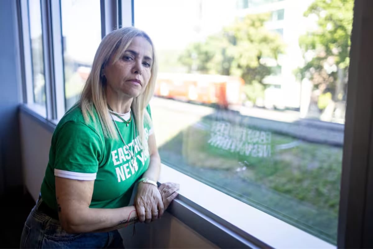 Una mujer, un auto y un mensaje que salva vidas: la invitación a cuidarse que nadie quiere escuchar