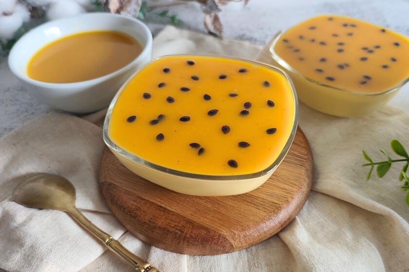 Maracuyá al vaso: una mousse sin horno que se apoya en cuatro ingredientes y varias decisiones regulatorias