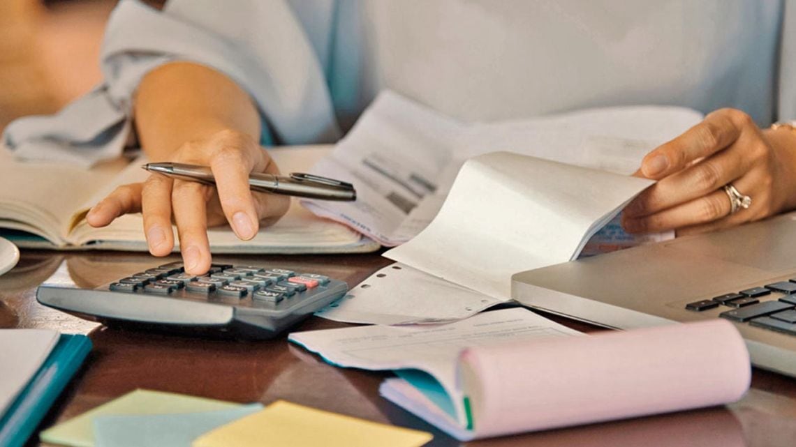 La mora de las familias trepó al 12,81% en agosto y se consolida entre los registros más altos de las últimas dos décadas