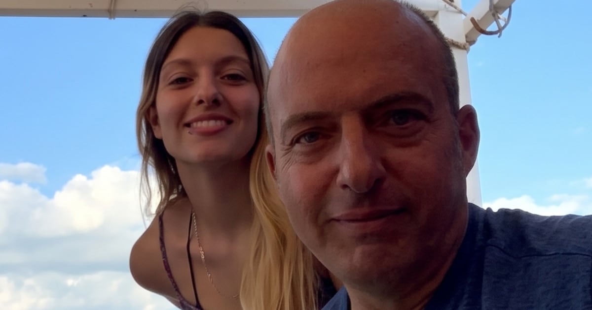 La despedida que Jimena le escribió a su padre, y el agujero que dejó en la pantalla