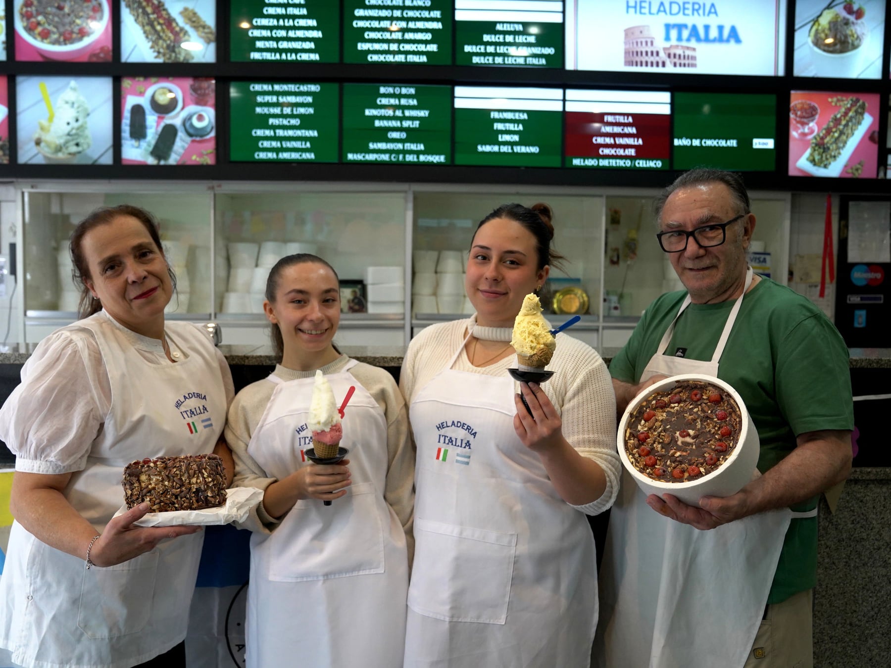 Una gelateria de Monte Castro conserva recipes y maquinaria originales desde 1966