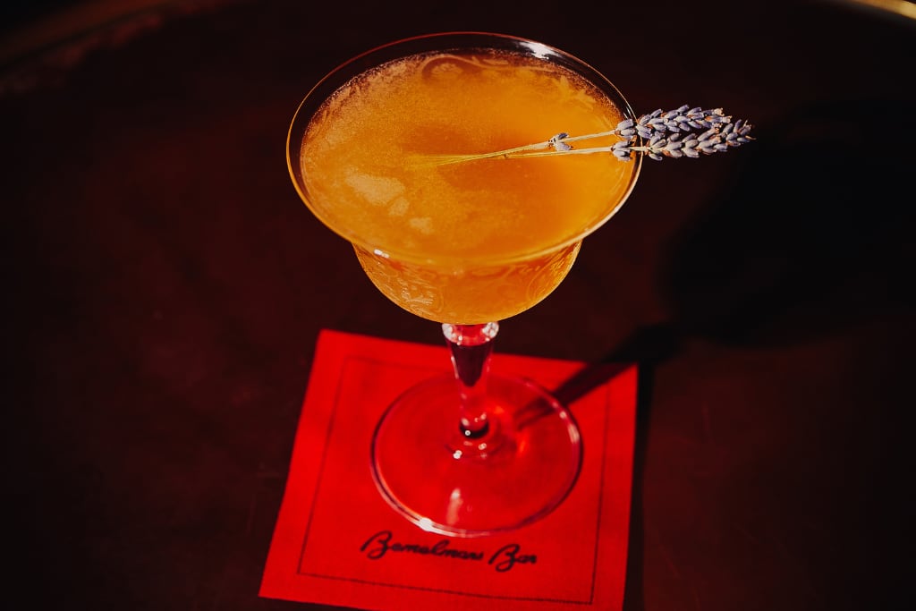 El Claridge recuperó su piano bar: cuánto cuesta comer y tomar algo en el salón renovado